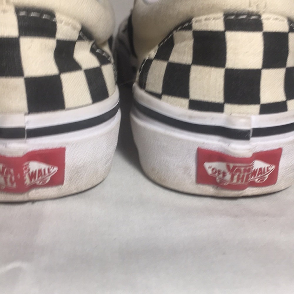 Checkerboard vans - Picture 2 of 4